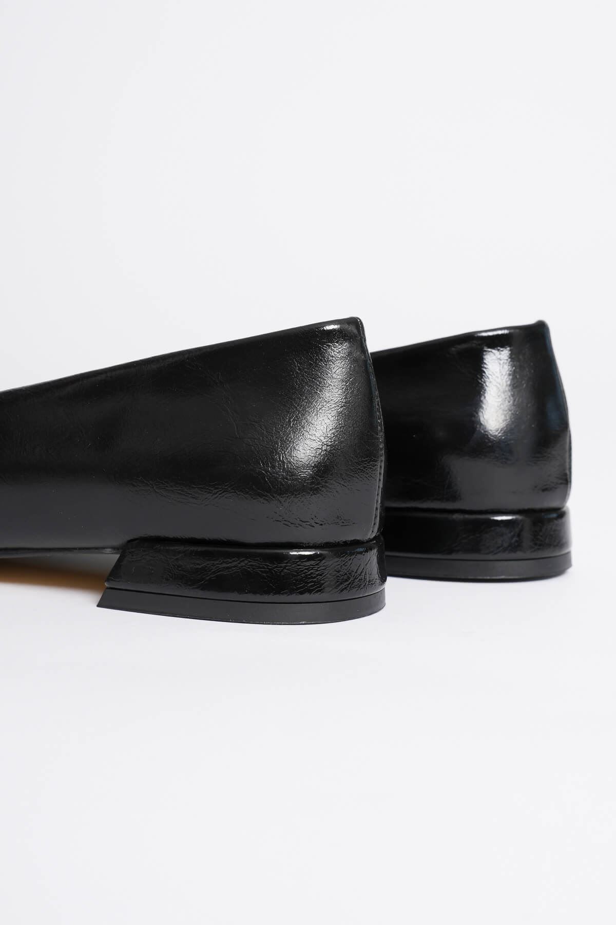 Kadın Siyah Günlük Kısa Topuklu Ayakkabı EATR23MS02A