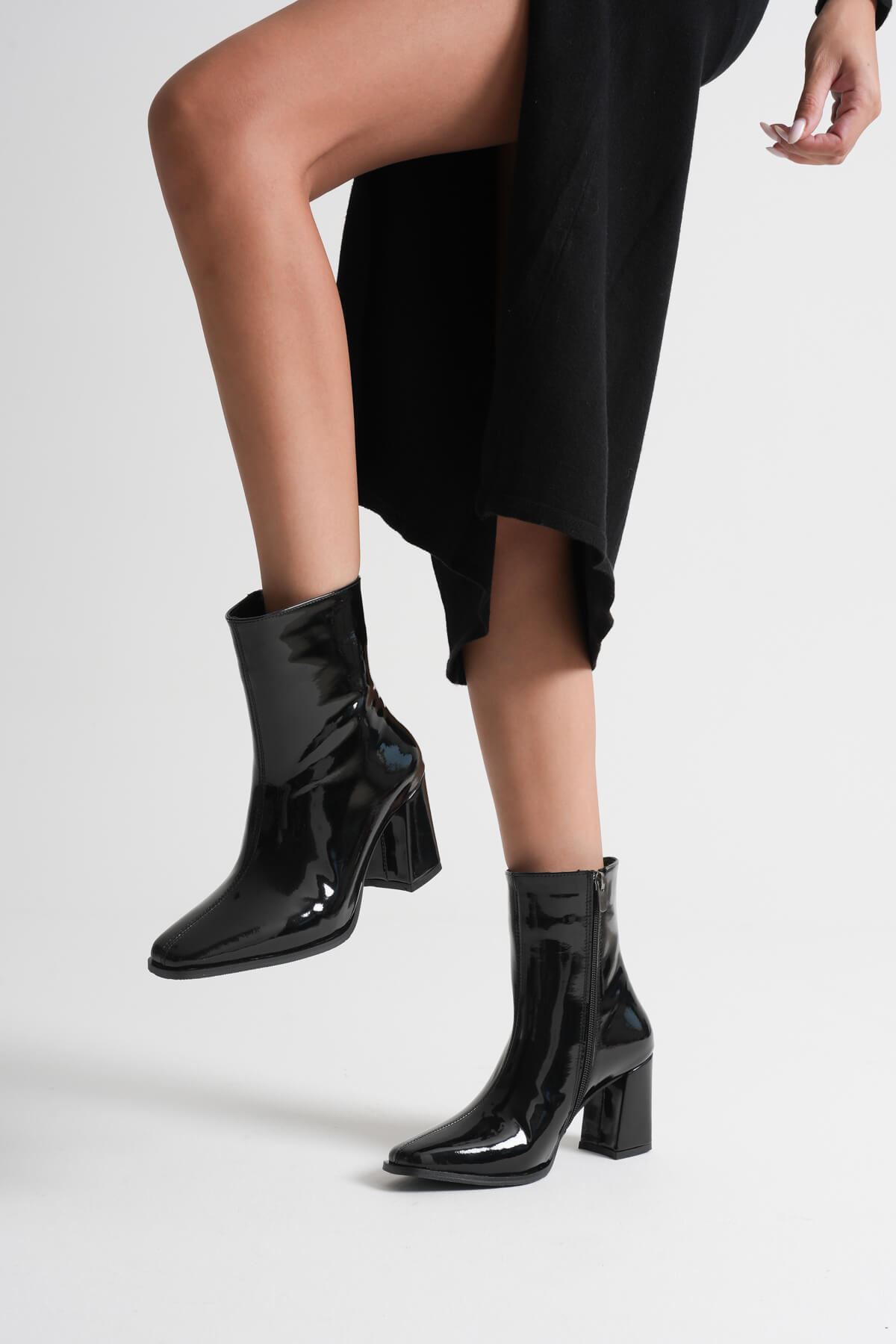 Kadın Siyah Rugan Topuklu Bot SHTR08MK02D