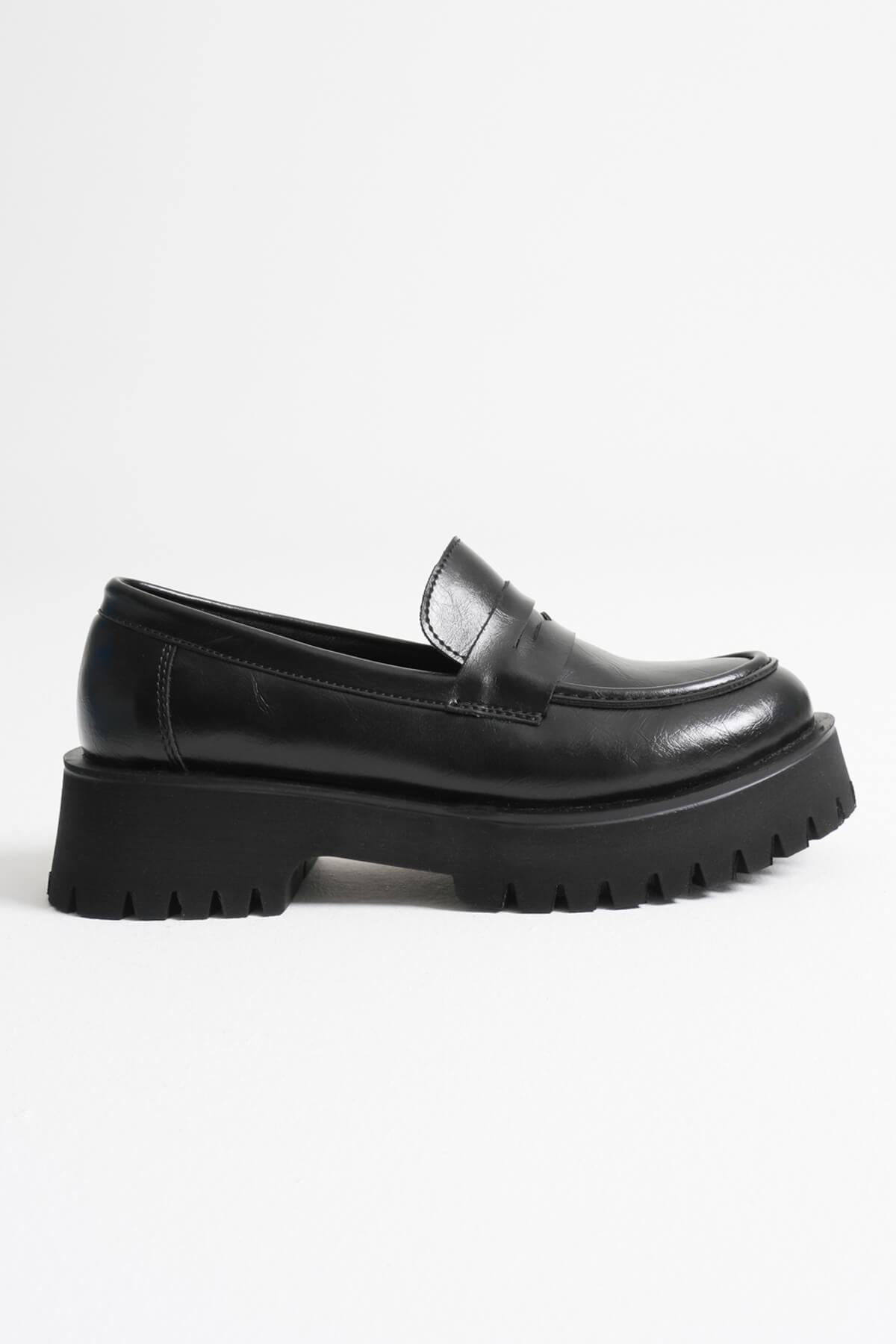 Kadın Günlük Siyah Loafer Ayakkabı SHTR10MS02A