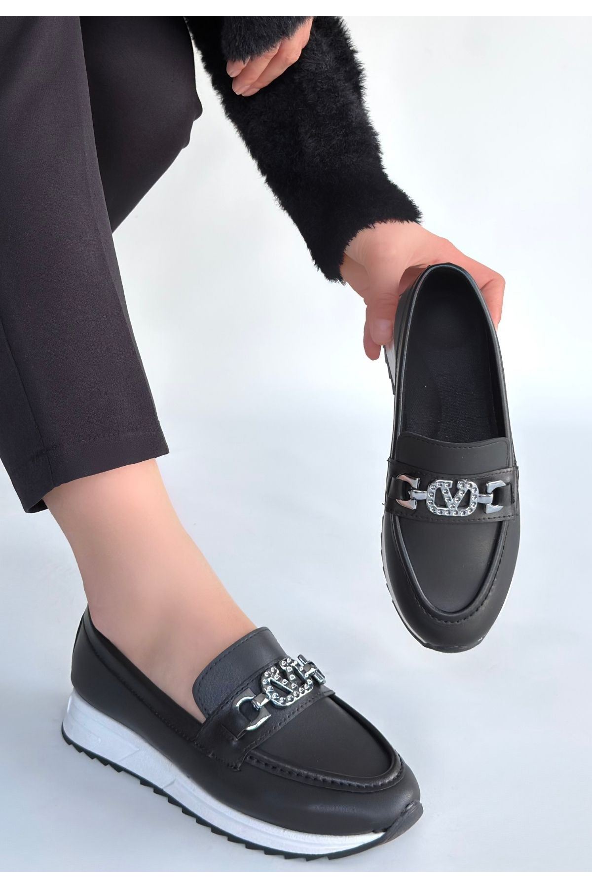 Otra Siyah Cilt Babet Ayakkabı