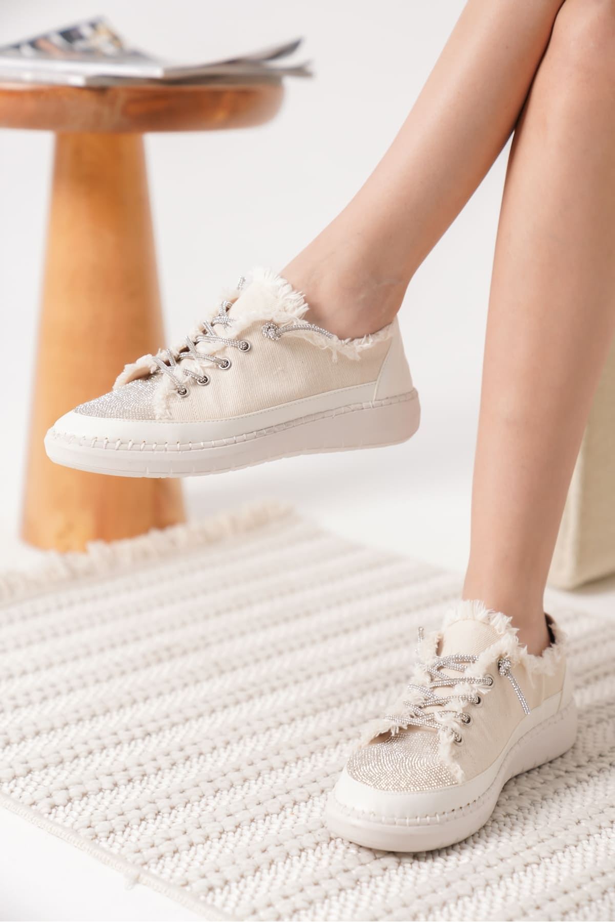 Bej Kadın Günlük Ayakkabı SHTR19MS01B