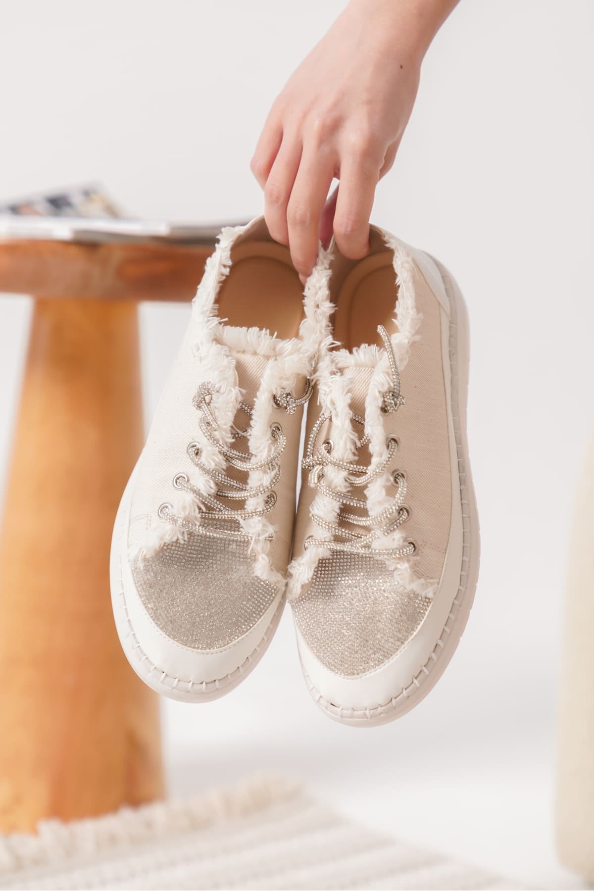 Bej Kadın Günlük Ayakkabı SHTR19MS01B