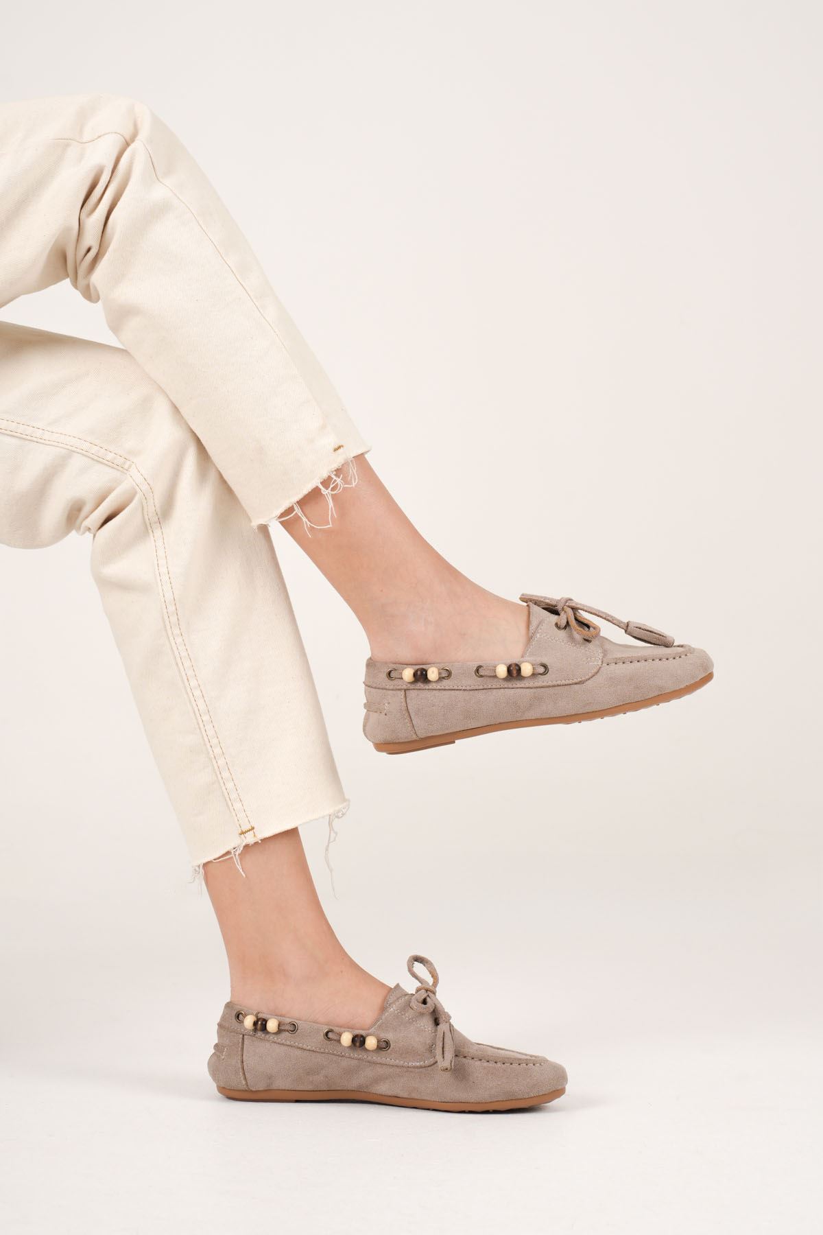 Kadın Vizon Boncuklu Günlük Süet Ayakkabı EATR27MS07D