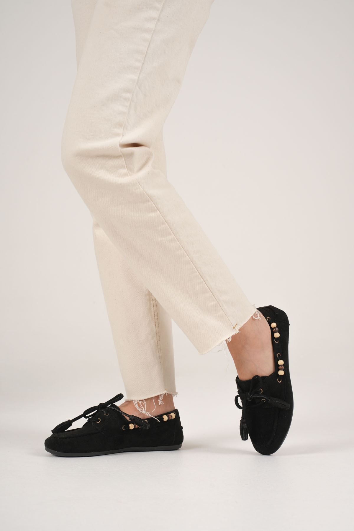 Kadın Siyah Boncuklu Günlük Süet Ayakkabı EATR27MS07A