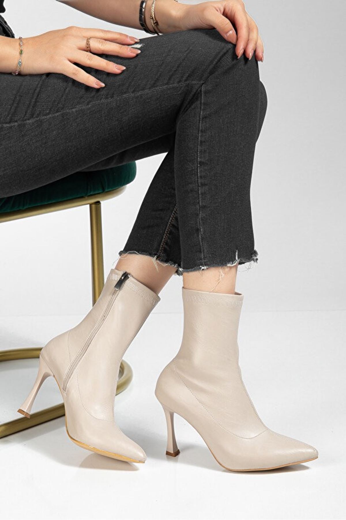 Orjen Bej Cilt Streç Topuklu Bot