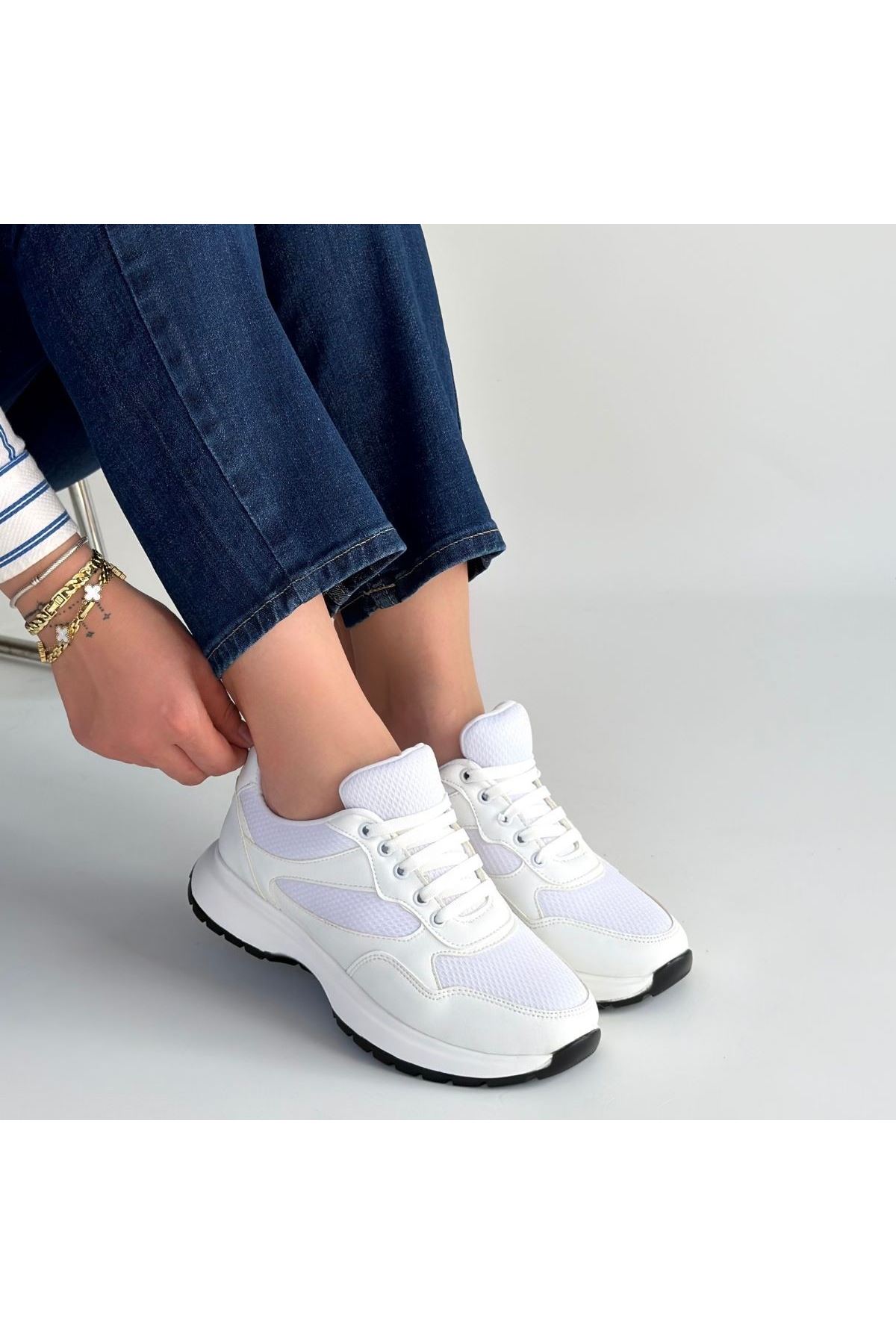 Slar Beyaz Cilt Spor Ayakkabı