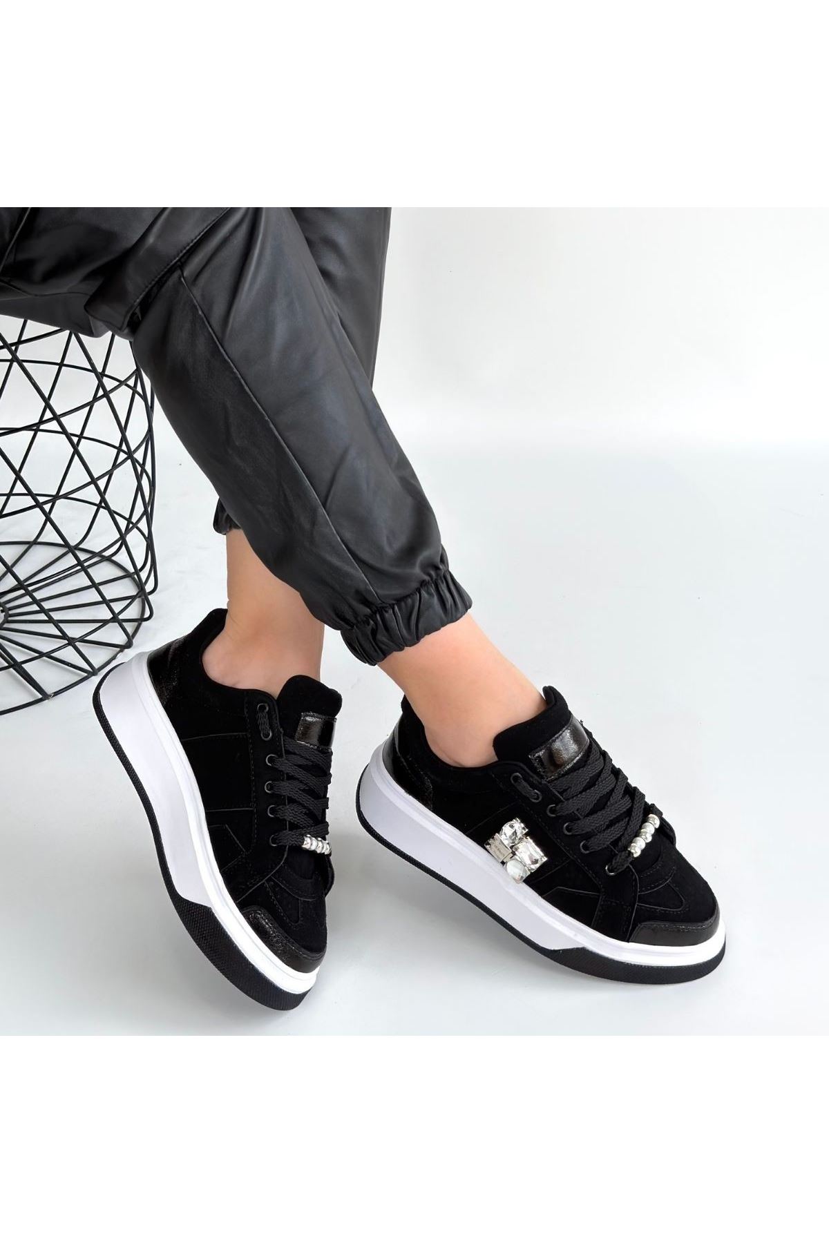 Ceans Siyah Süet Bağcıklı Spor Ayakkabı