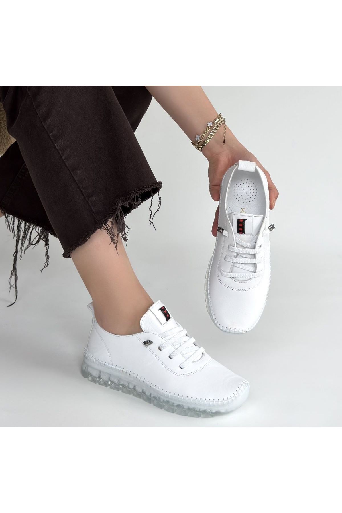 Jiten Beyaz Deri Bağcıklı Spor Ayakkabı