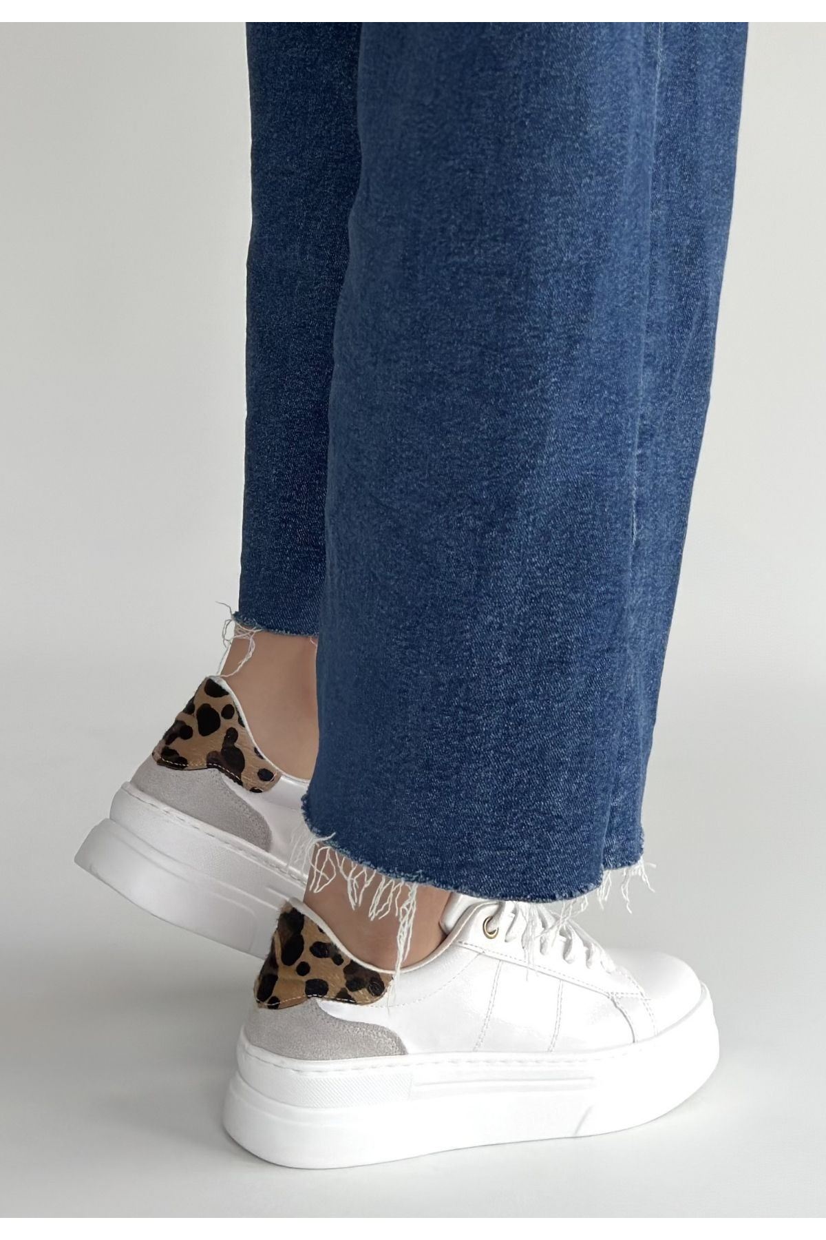 Jetan Beyaz Rugan Bağcıklı Spor Ayakkabı