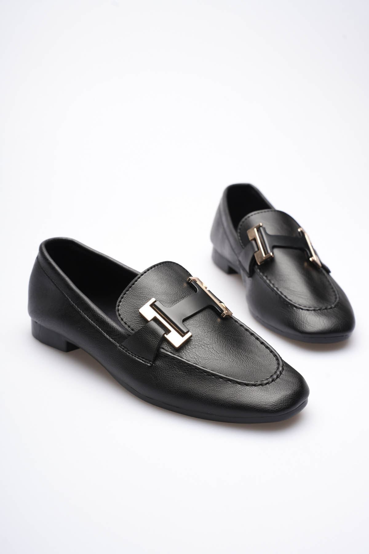 Kadın Siyah Şık Tokalı Günlük Ayakkabı EATR27MS05A