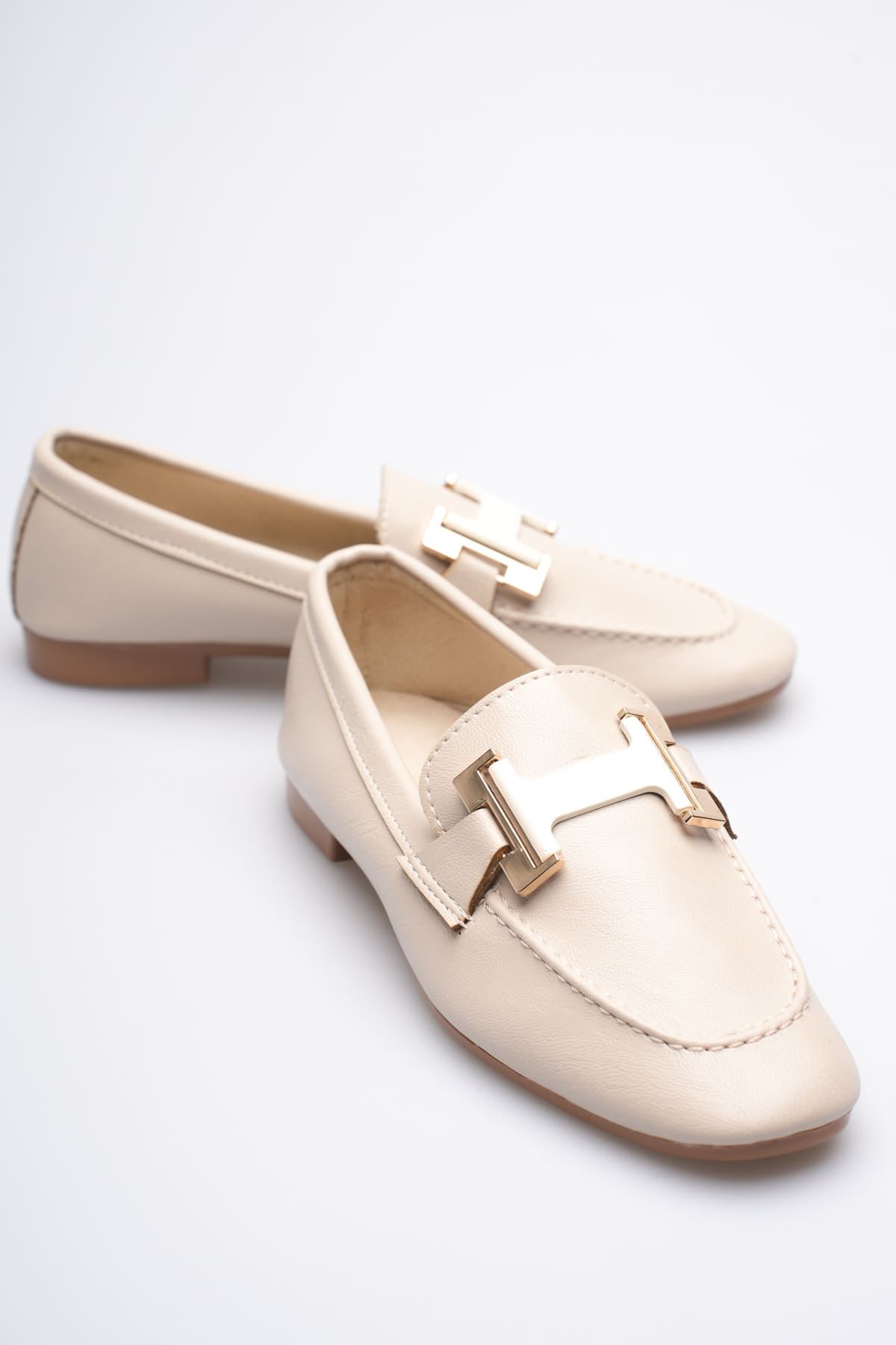 Kadın Bej Şık Tokalı Günlük Ayakkabı EATR27MS05B