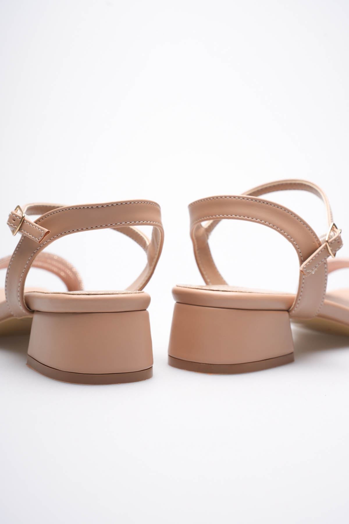 Kadın Nude Taş Detaylı Kalın Topuklu Şık Sandalet EATR20MY26D