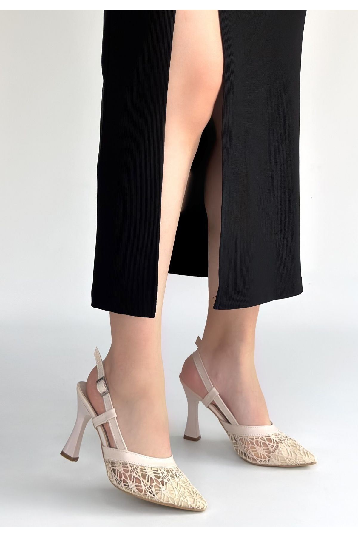 Ceta Bej Cilt Tül Detaylı Topuklu Ayakkabı