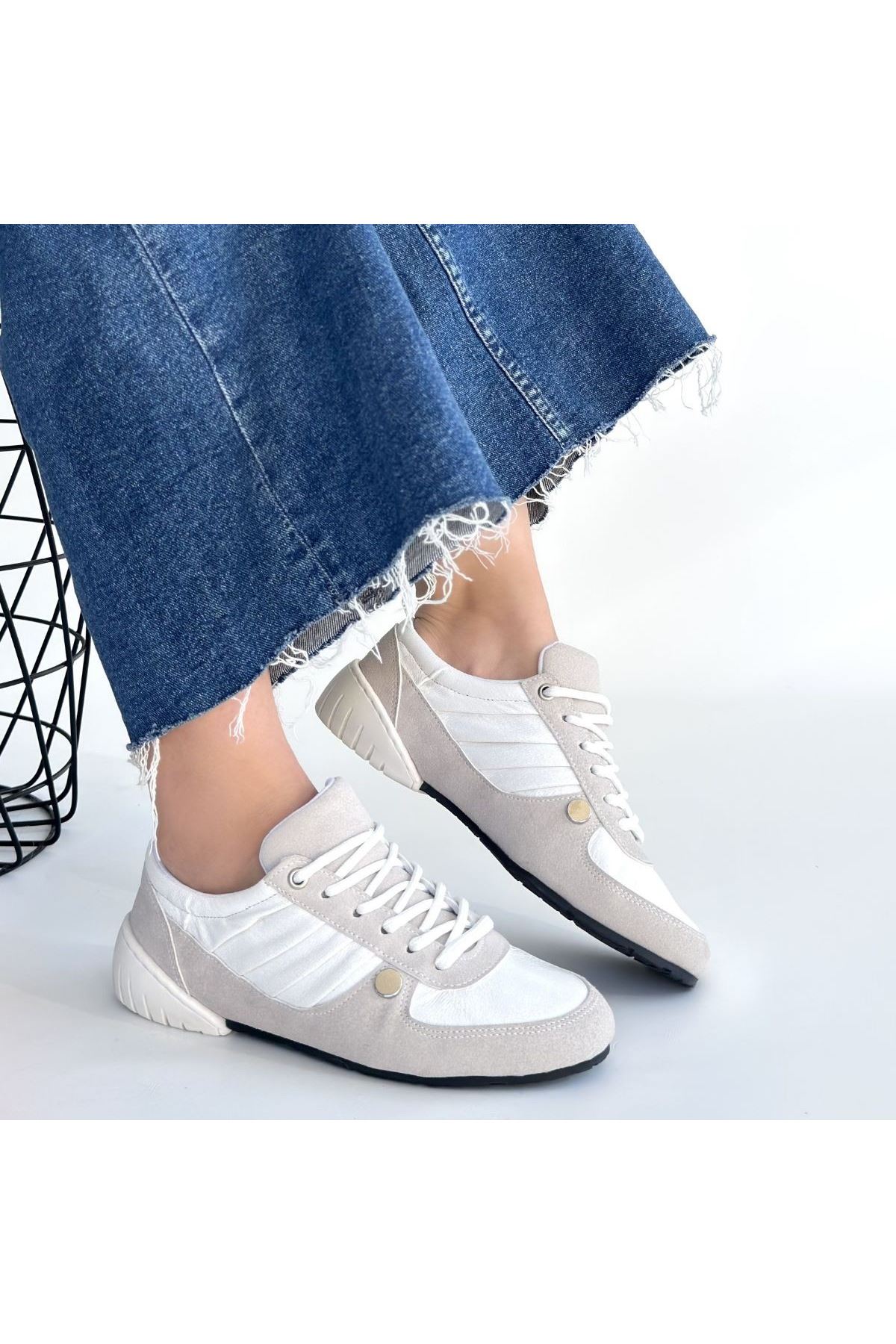 Jawen Gri Nubuk Beyaz Detaylı Spor Ayakkabı