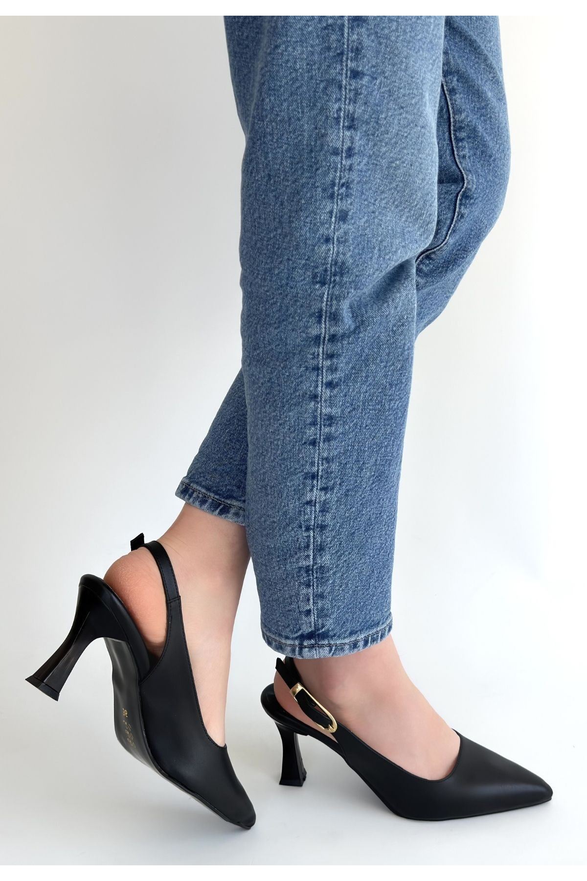 Hies Siyah Cilt Topuklu Ayakkabı