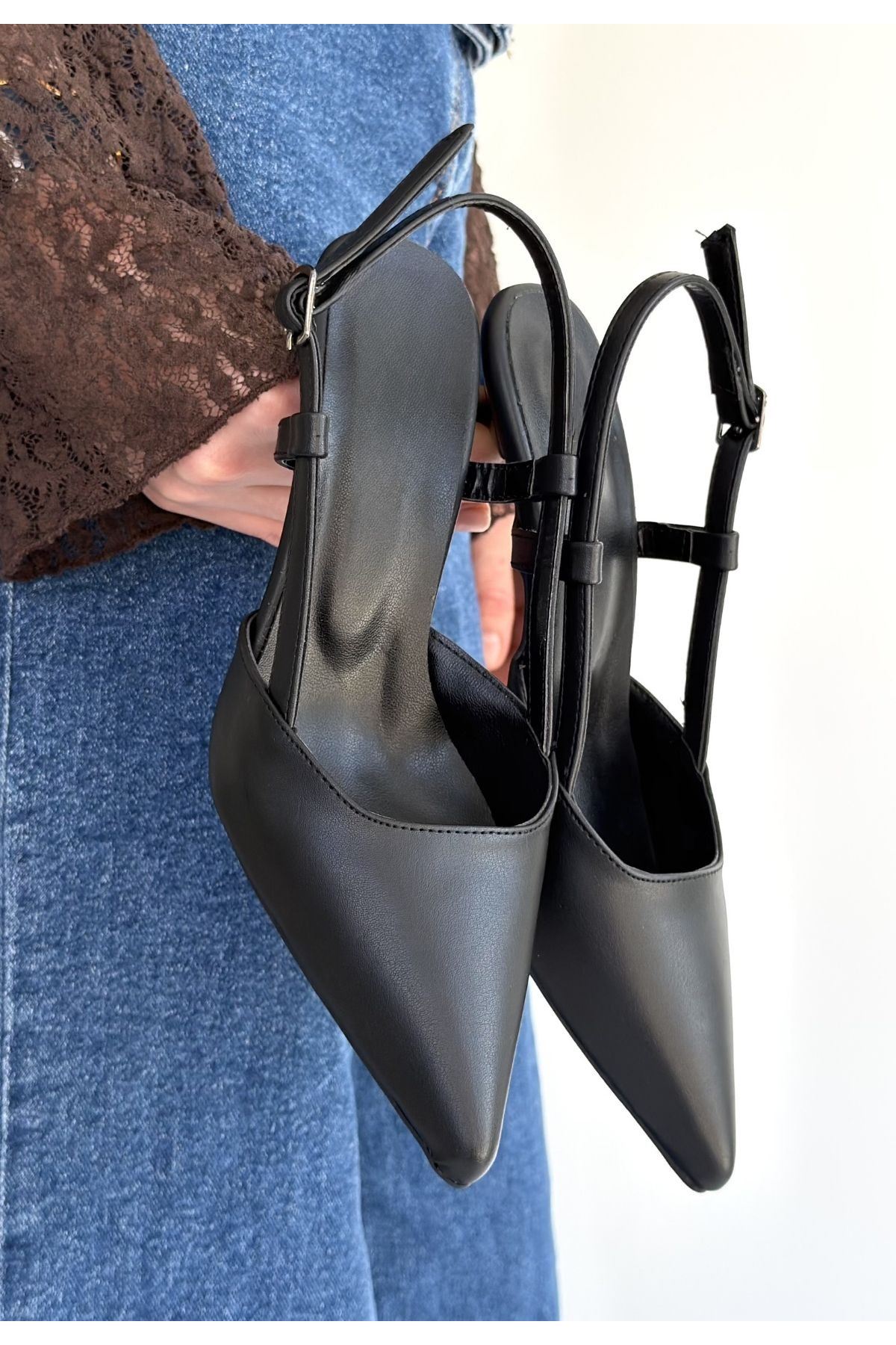 Hoost Siyah Cilt Topuklu Ayakkabı