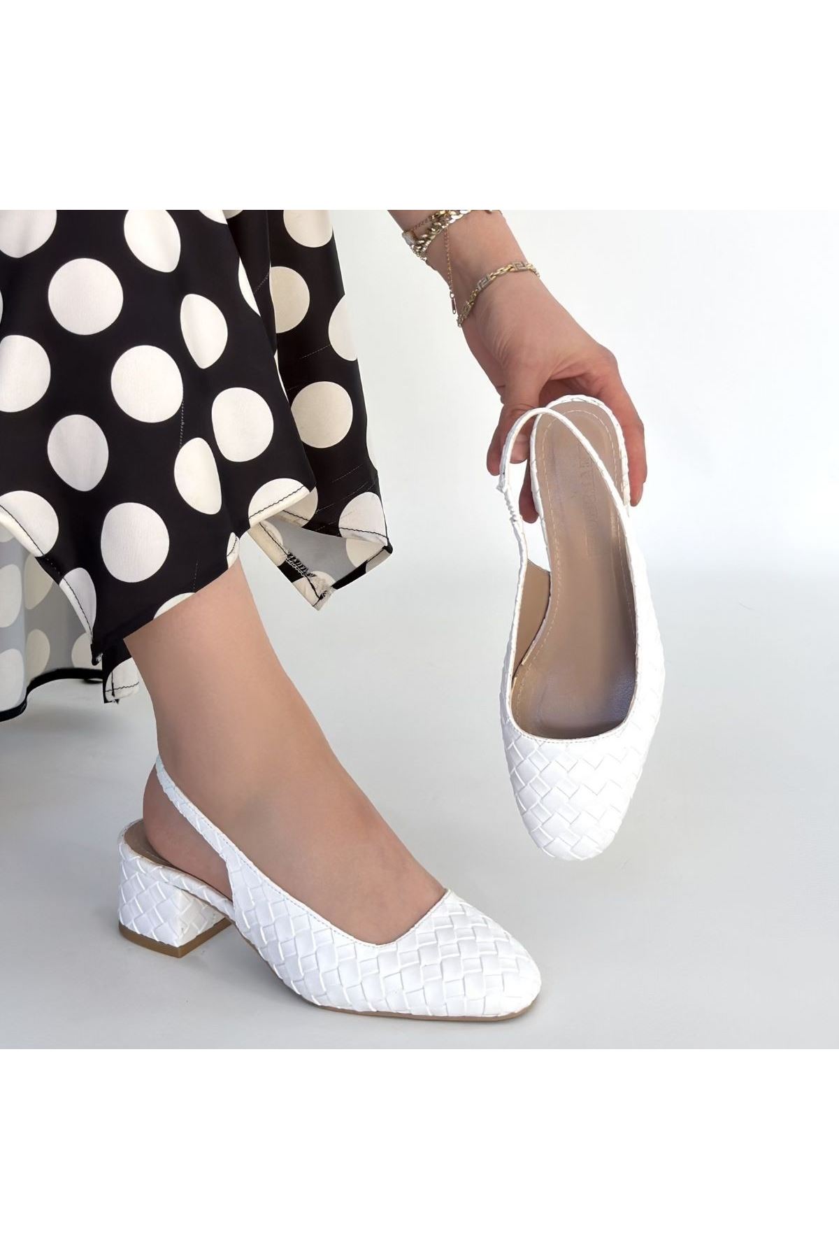 Dier Beyaz Cilt Topuklu Ayakkabı
