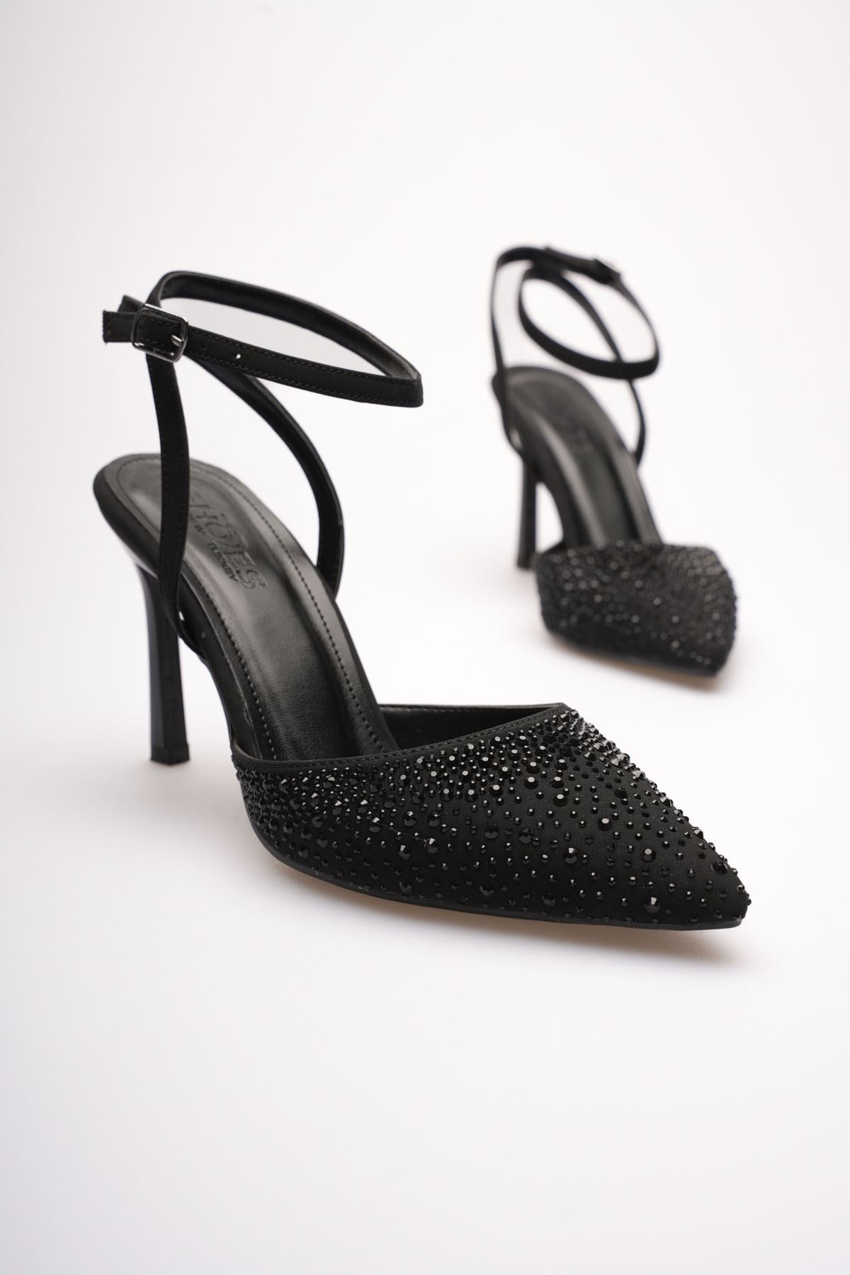Kadın Siyah Taşlı Topuklu Ayakkabı EATR08MS22A