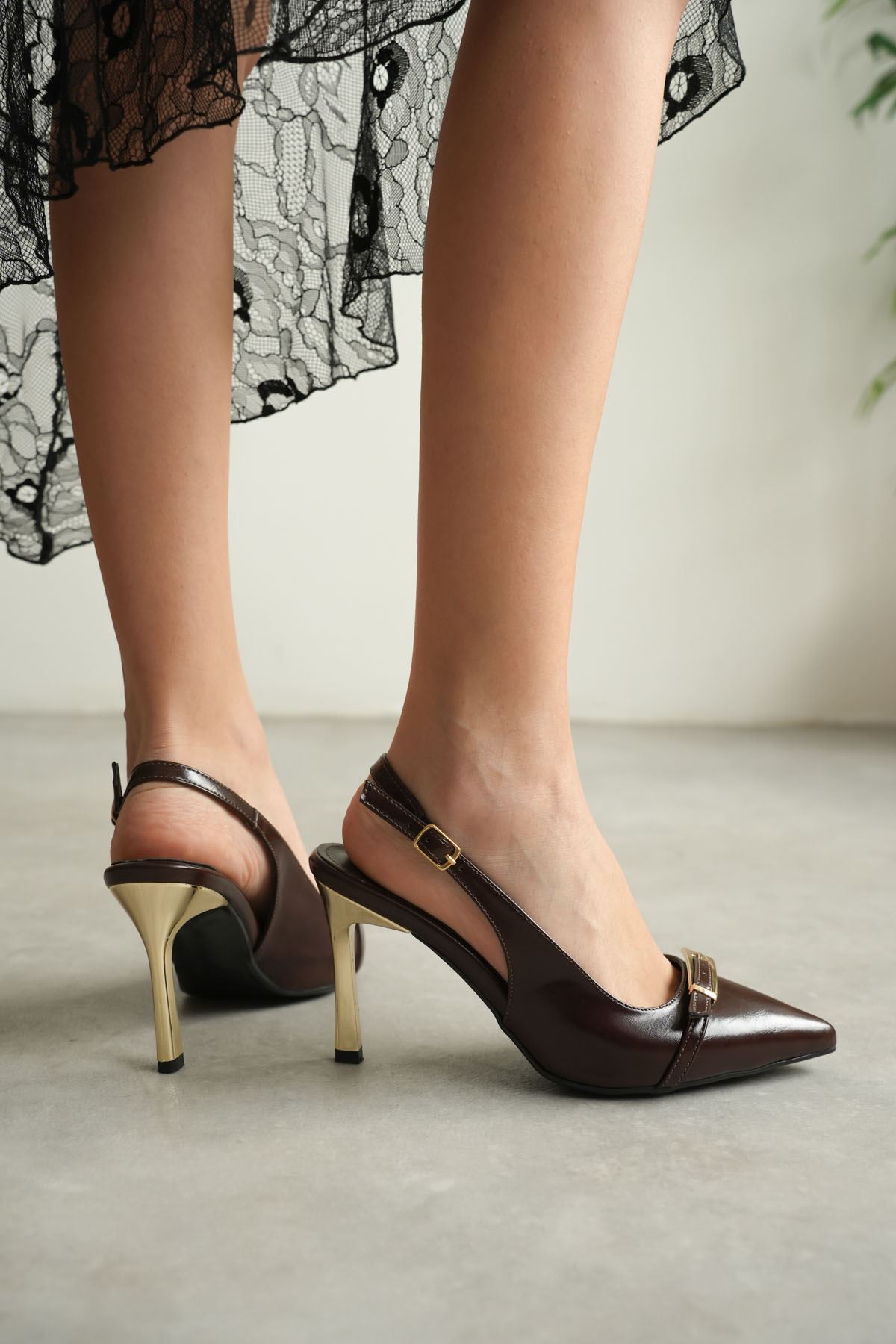 Kadın Acı Kahve Tokalı Topuklu Ayakkabı EATR08MS34C