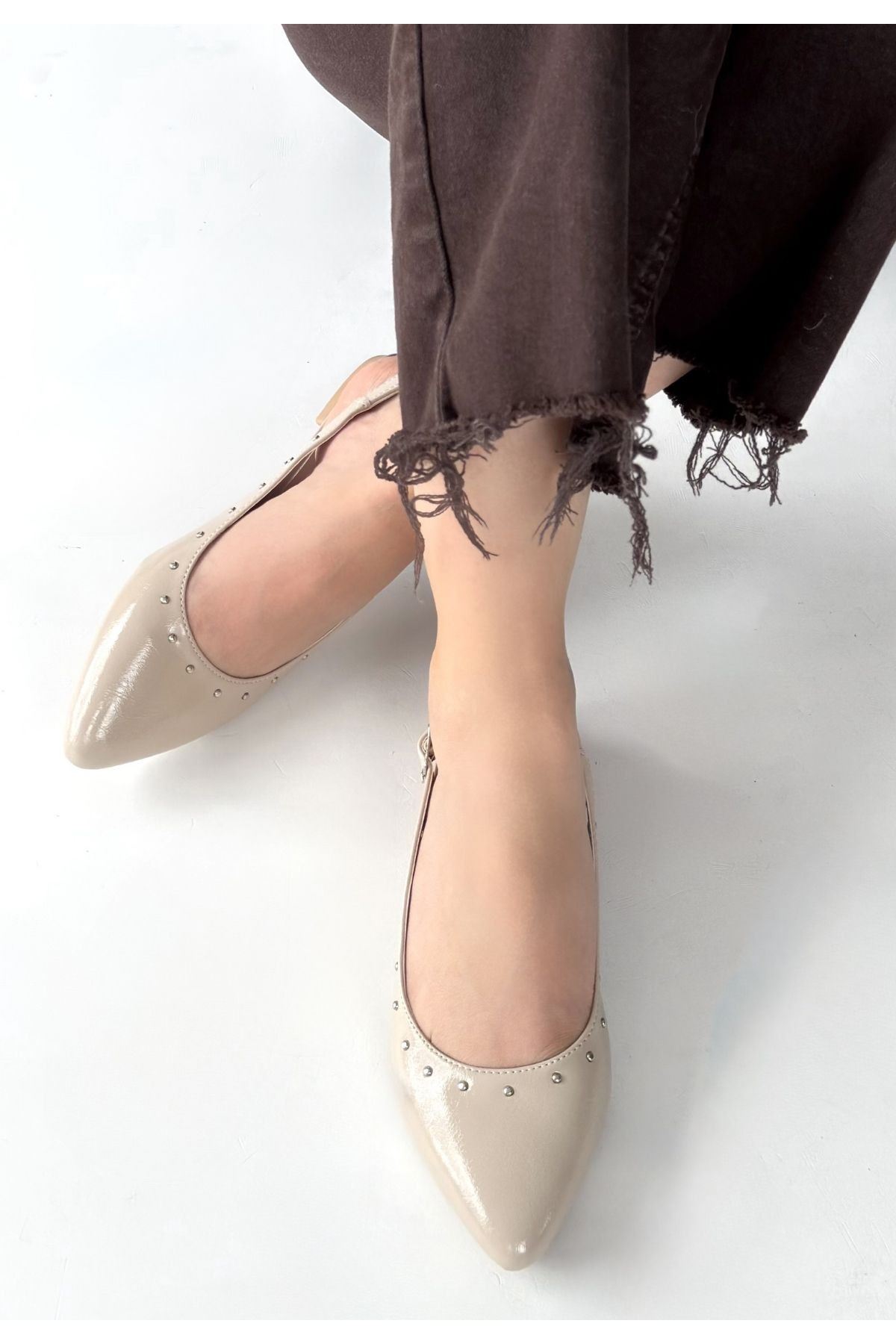 Lowwi Bej Rugan Babet Ayakkabı