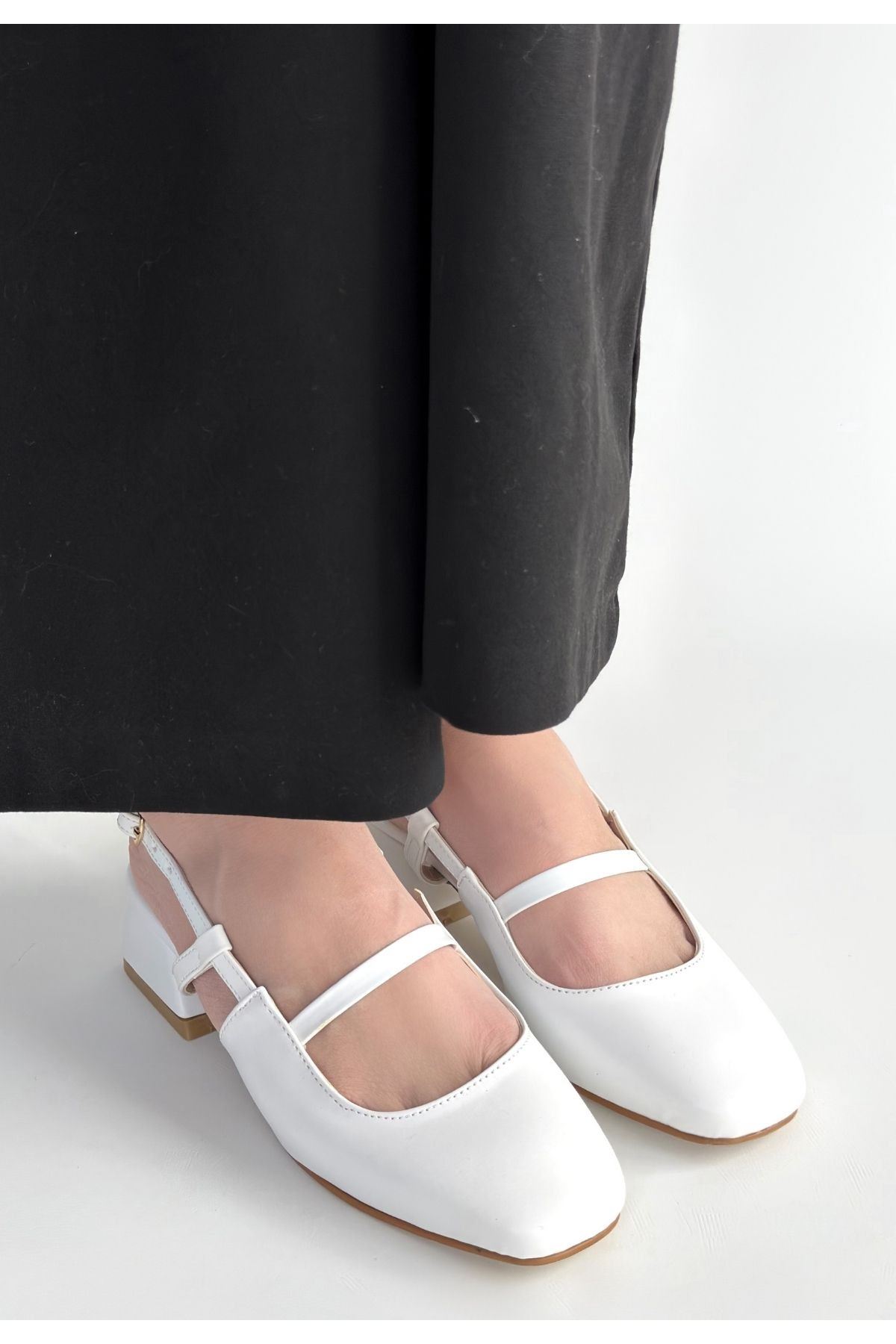 Liva Beyaz Cilt Topuklu Ayakkabı
