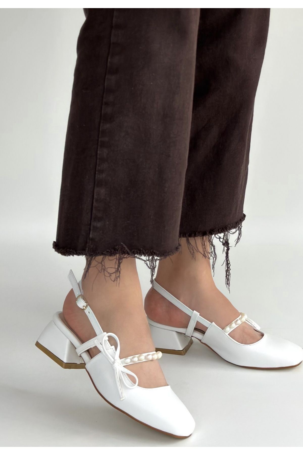 Ceyda Beyaz Cilt Topuklu Ayakkabı