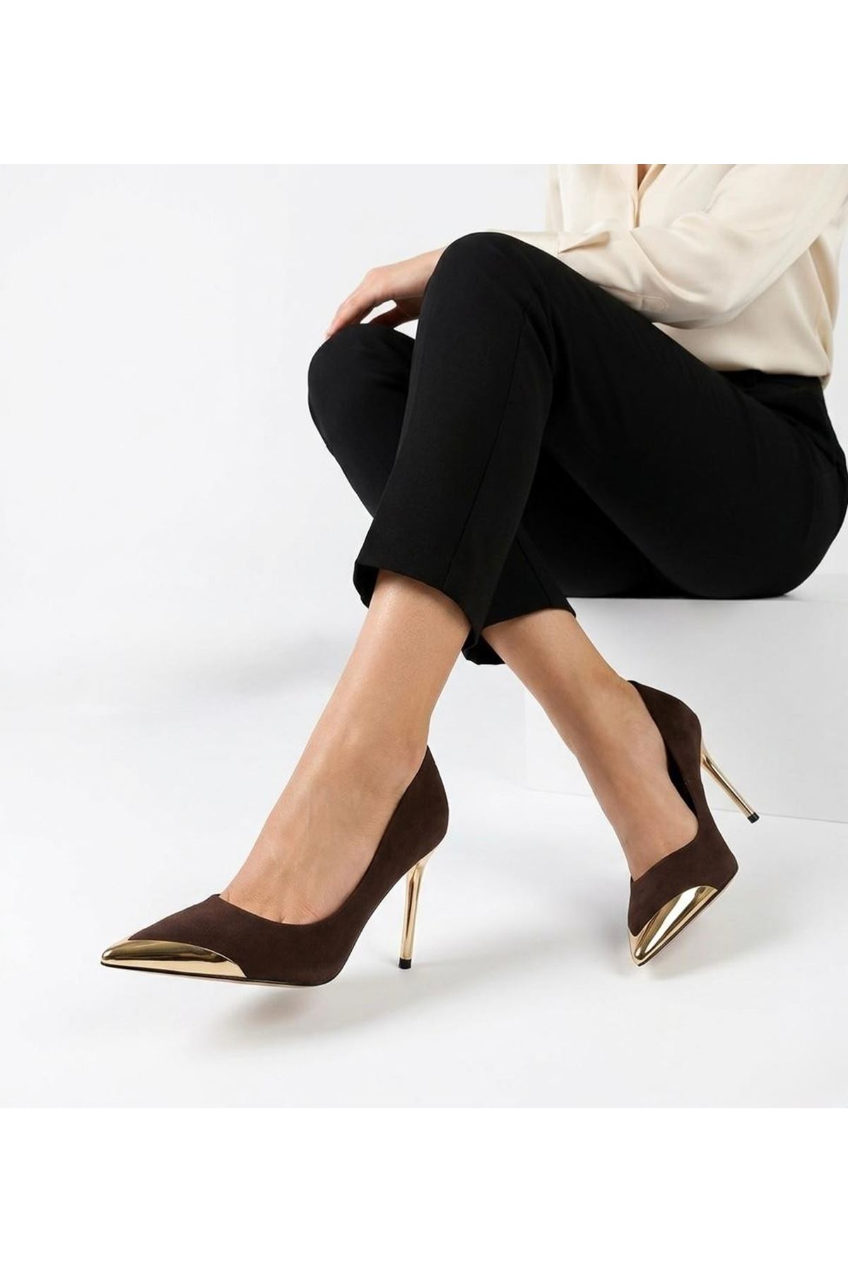 Alis Kahverengi Saten Stiletto Ayakkabı