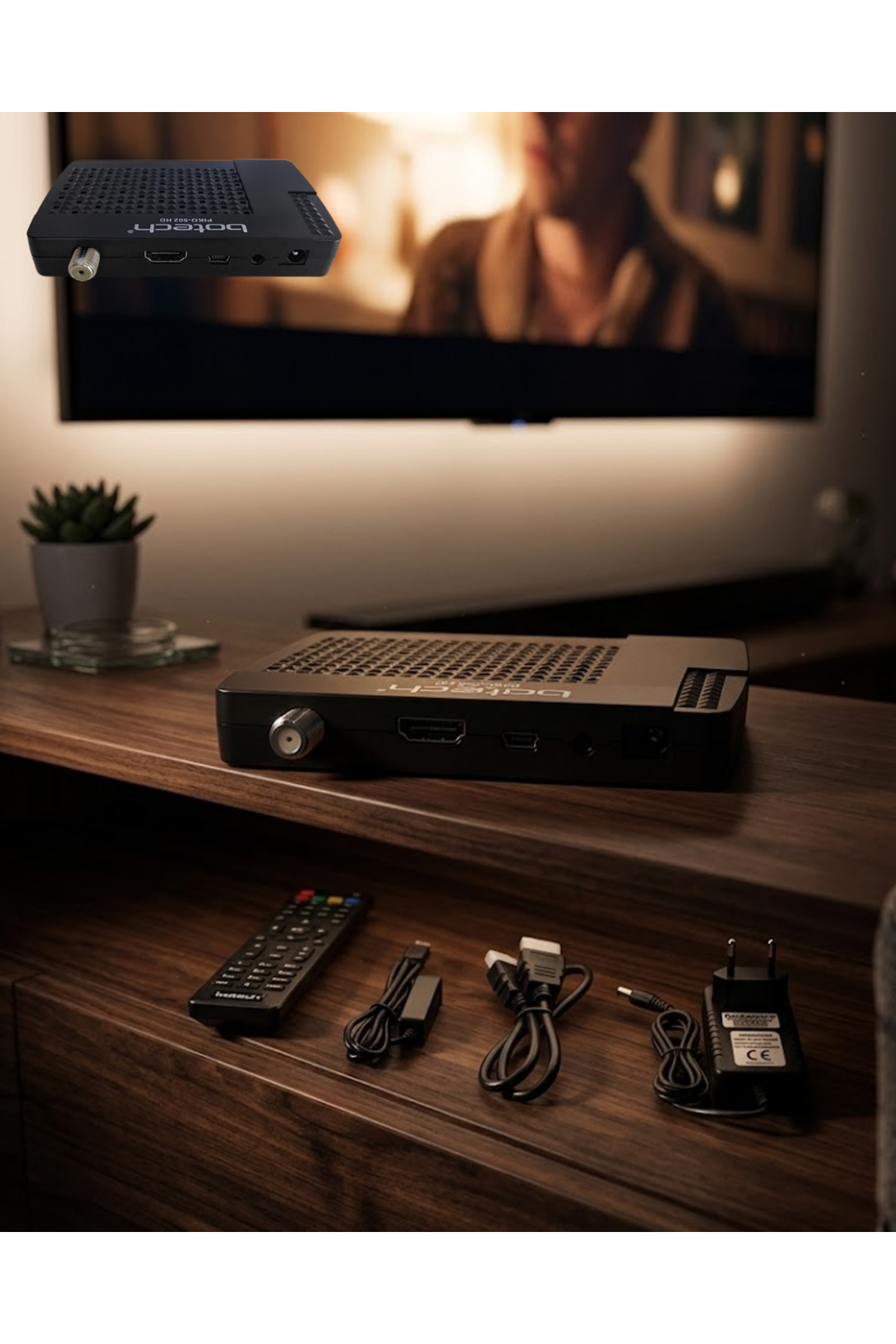 Yüksek Performanslı HD Uydu Alıcı Çoklu Dil Desteği USB Film İzleme Özelliği