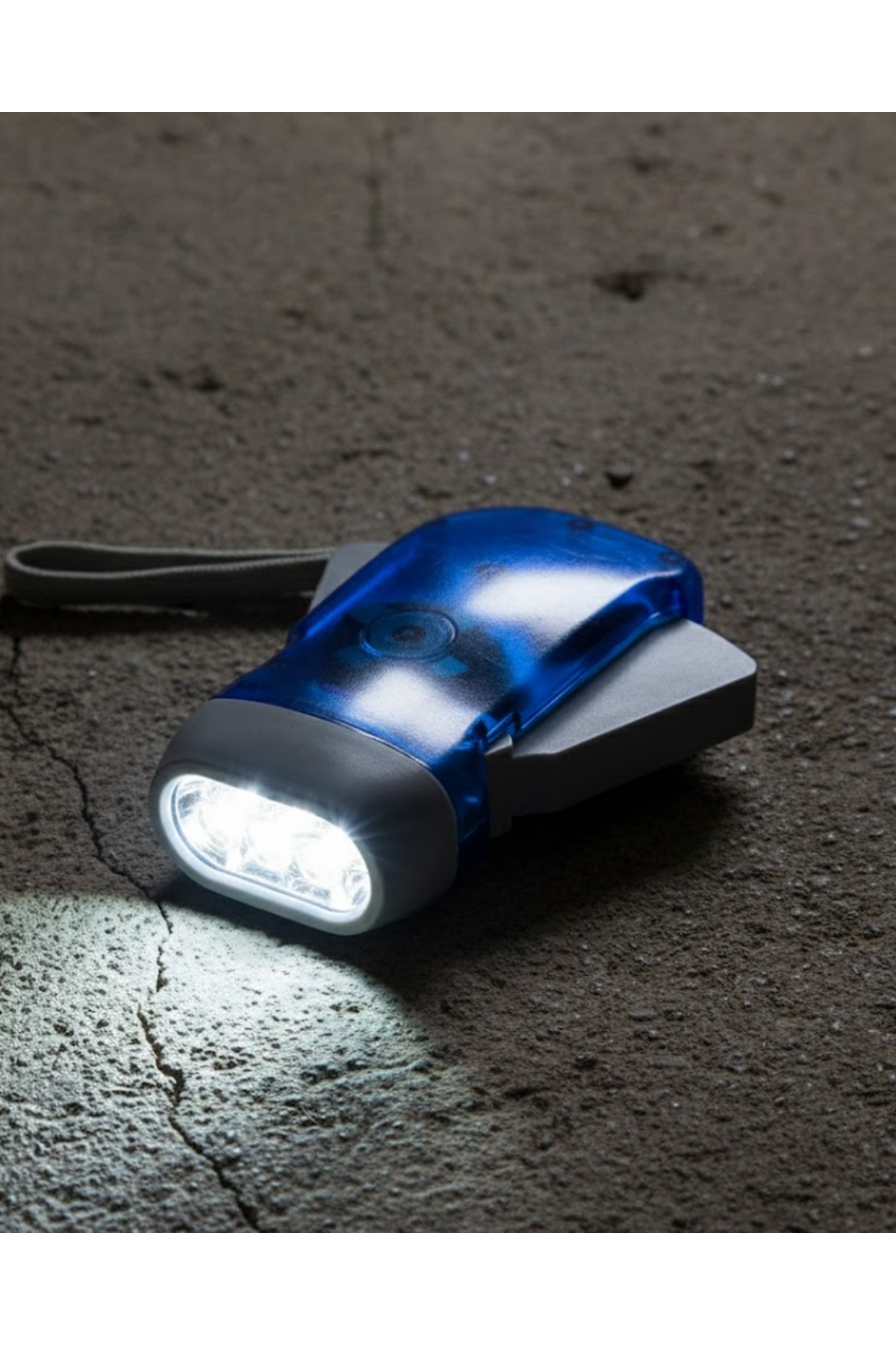 Kendiliğinden Şarjlı El Feneri Pilsiz Çalışan 3 LED Acil Durum Feneri