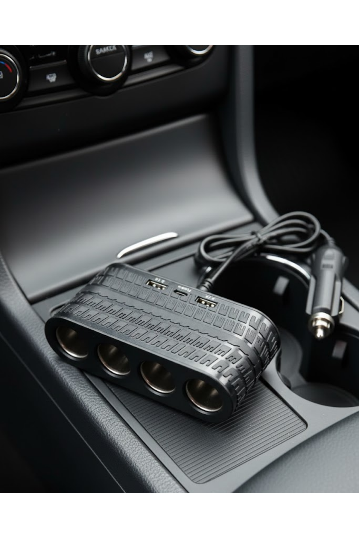 Araç İçi Güç Dağıtıcı 4 Çakmaklık 2 USB 1 Type C Şarj Ünitesi