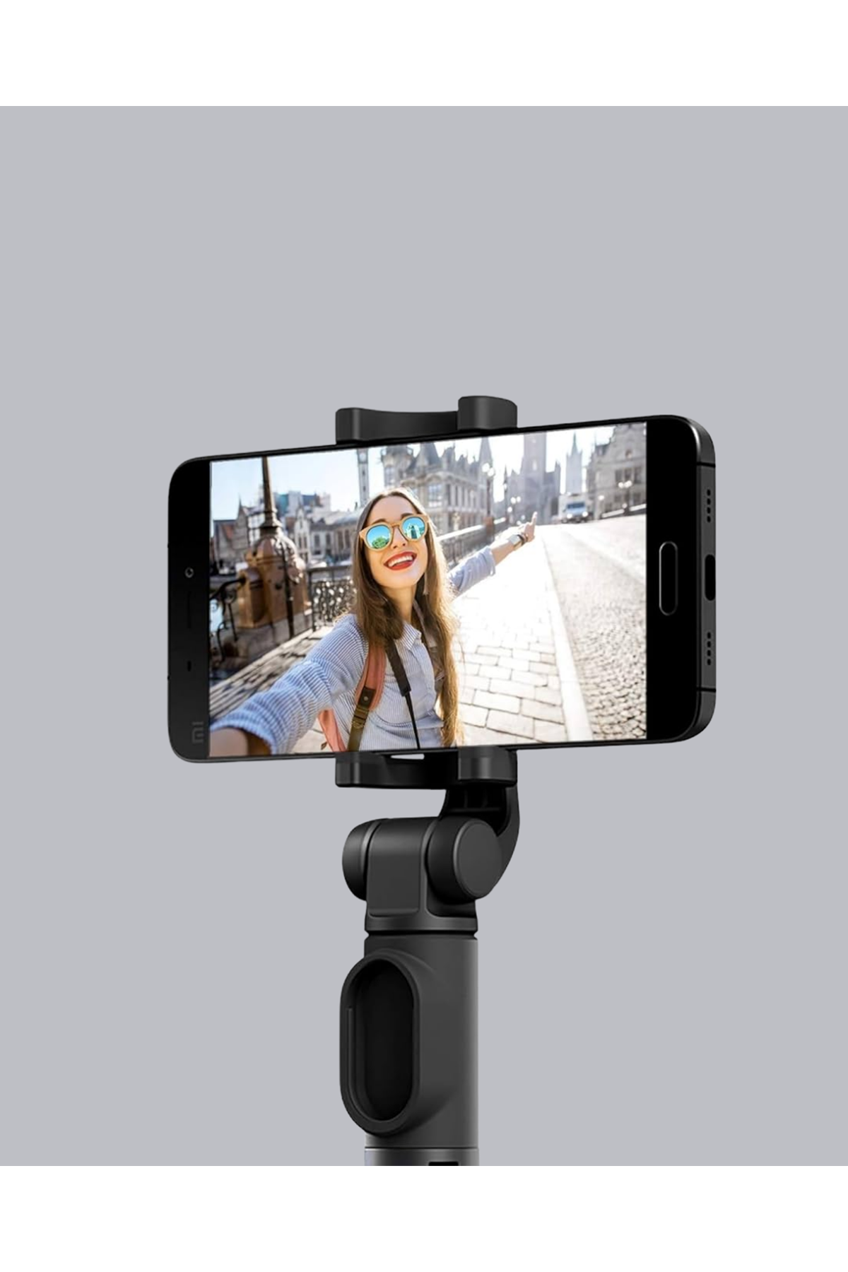 Bluetooth Selfie Çubuğu – Kablosuz, Hafif ve Yüksek Çözünürlüklü Çekim İçin