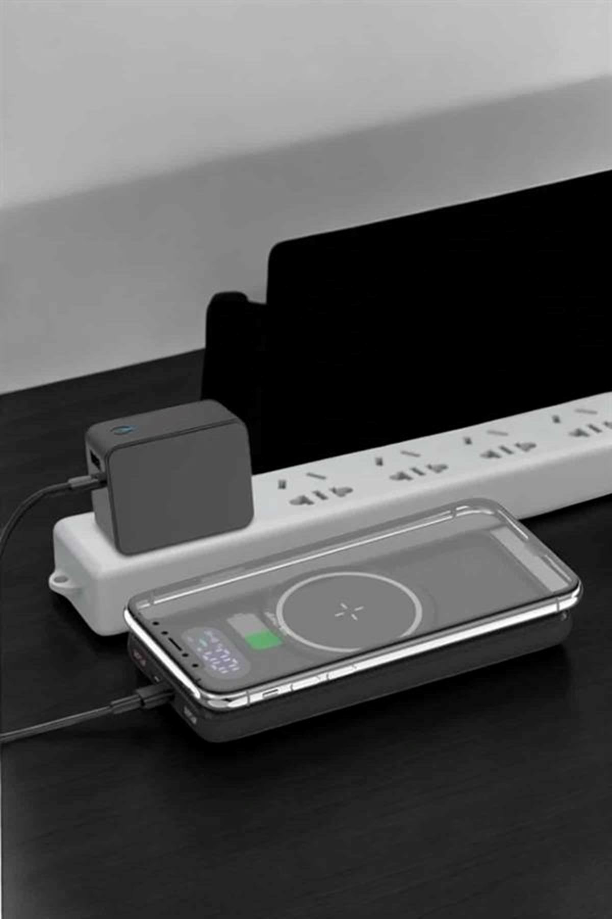 Powerbank Taşınabilir 10.000 Mah Hızlı Şarj Dijital Göstergeli