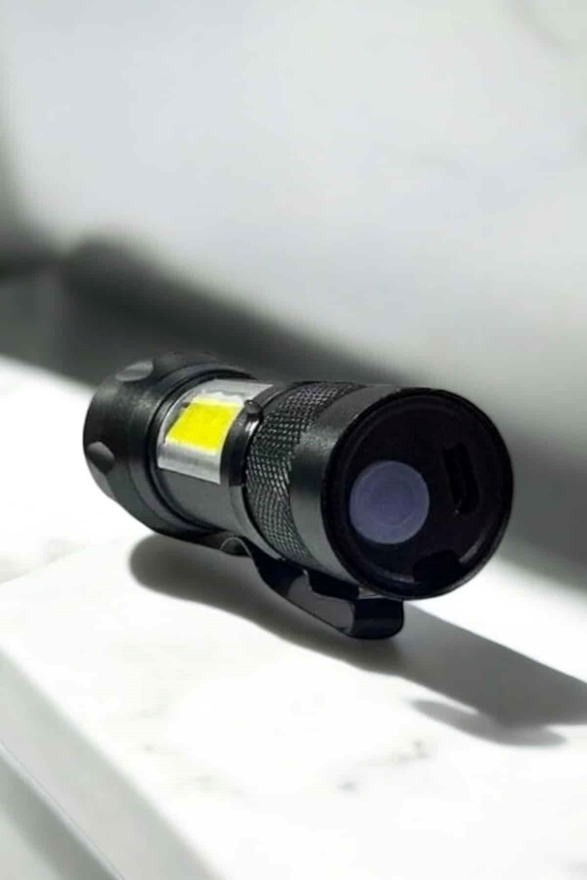 Şarjlı Metal Zoomlu El Feneri Işıldak Led Işık Taşınabilir El Lambası