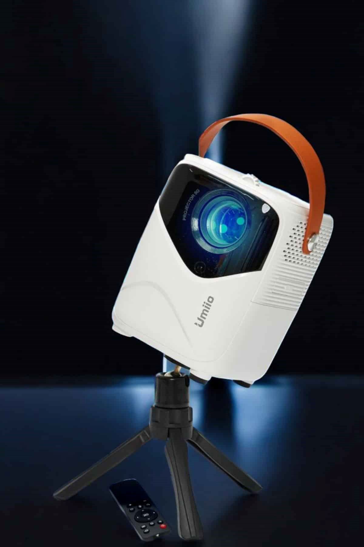 Taşınabilir Android Projeksiyon Wifi Destekli 4K Multimedia Tabanlı Ev Ve Ofis Tipi