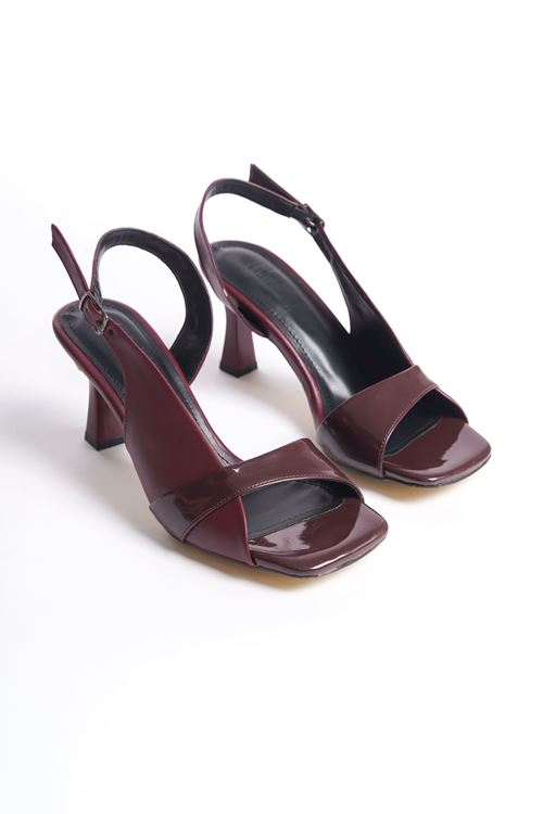 Klein Kadın Bordo Rugan Detaylı Topuklu Sandalet