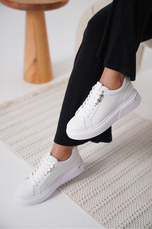 Nova Kadın Gümüş Detaylı Beyaz Sneaker