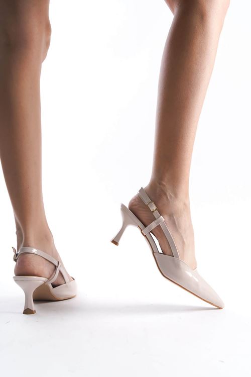 Mira Kadın Bej Rugan Topuklu Ayakkabı