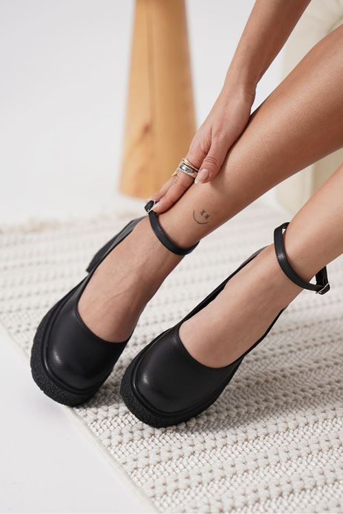 Marla Kadın Siyah Bilekten Baretli Günlük Ayakkabı