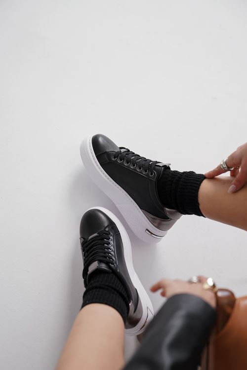 Vega Platin Detaylı Siyah Kadın Spor Ayakkabı