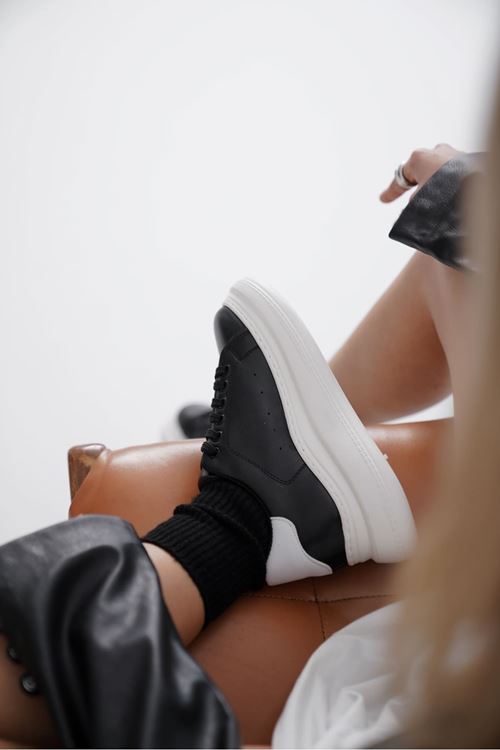 Bella Siyah Beyaz Kadın Spor Ayakkabı