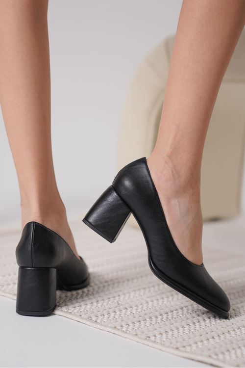 Candie Siyah Cilt Kadın Stiletto