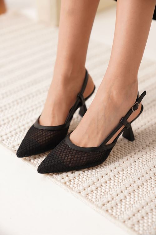 Winstey Kadın Siyah Topuklu Ayakkabı