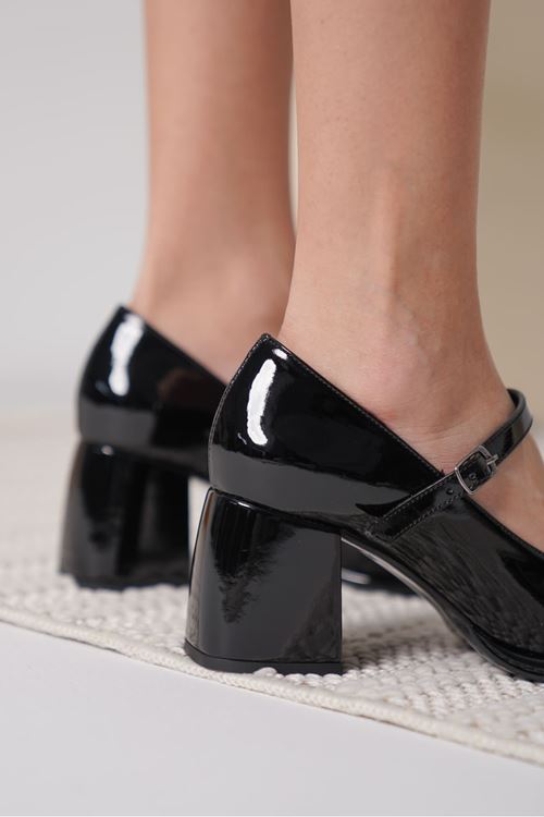 Slay Siyah Rugan Kadın Topuklu Ayakkabı