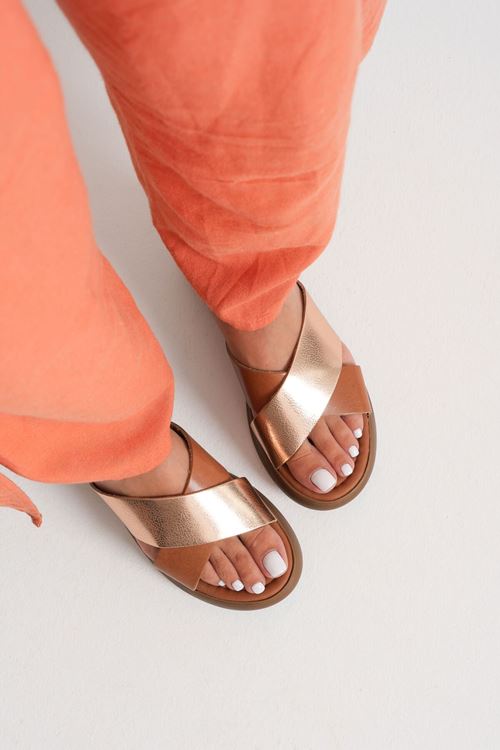 Fayn Gunluk Taba Hakiki Deri Terlik