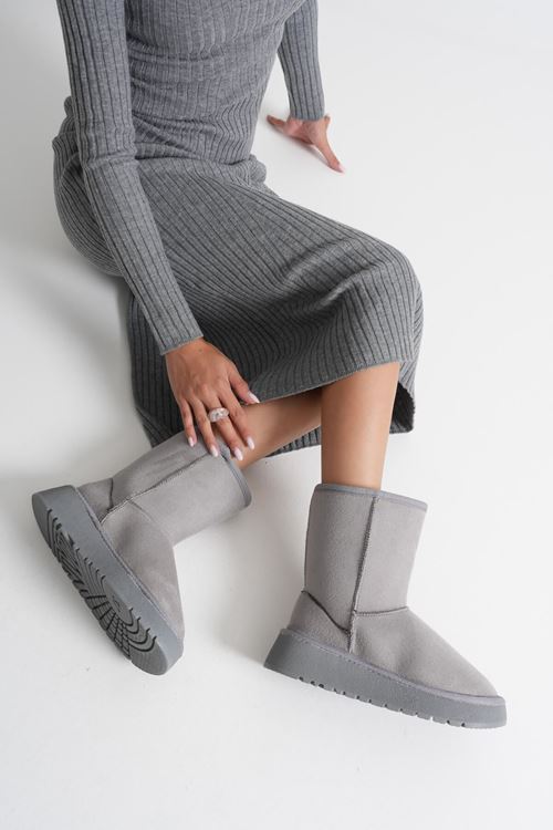 Anisa Kadın Gri Kışlık Kürklü Bot