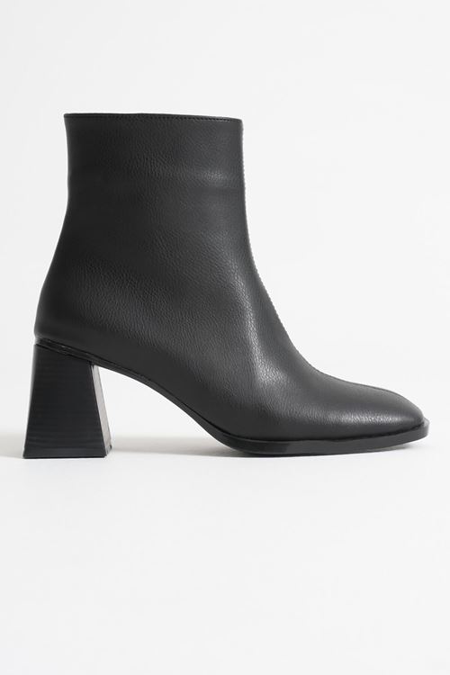 Ornela Kadın Siyah Topuklu Bot