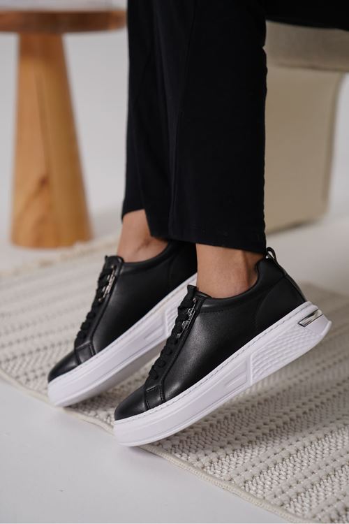 Nova Kadın Gümüş Detaylı Siyah Sneaker