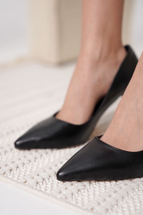Zelena Kadın Mat Siyah Stiletto
