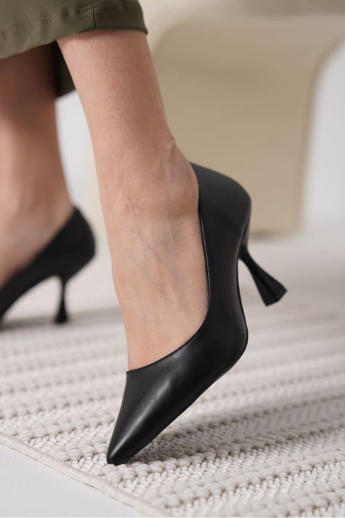 Monica Mat Siyah Kadın Stiletto