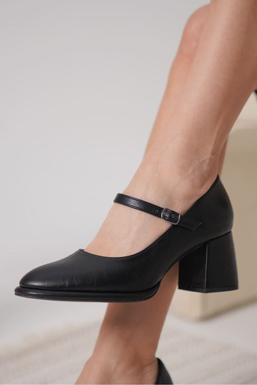 Slay Siyah Cilt Kadın Topuklu Ayakkabı